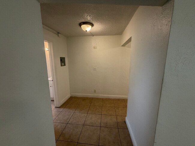 Foto del edificio - 7361 NW 37th St