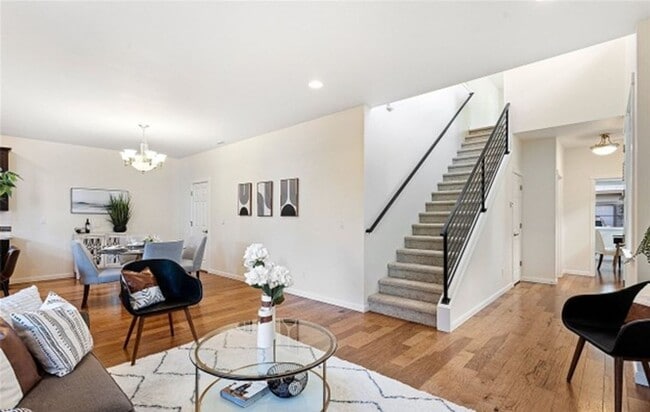 Building Photo - Beautiful East facing Home at King's corner with 4 Bed and 2.5 bath