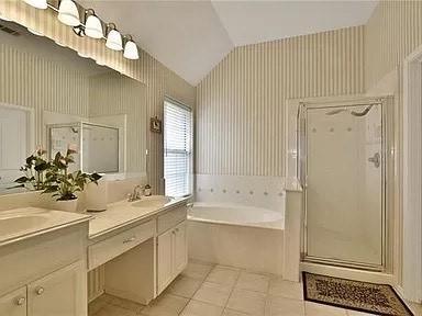 Building Photo - 1708 Edelweiss Dr