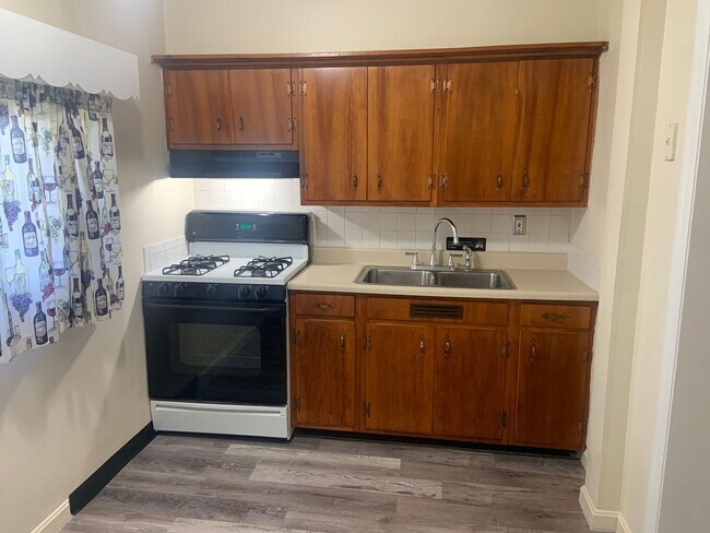 Foto del edificio - 6605 O'Donnell St