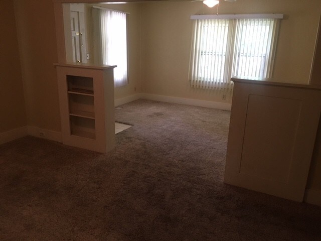 Foto del edificio - 1426 West 2nd St N