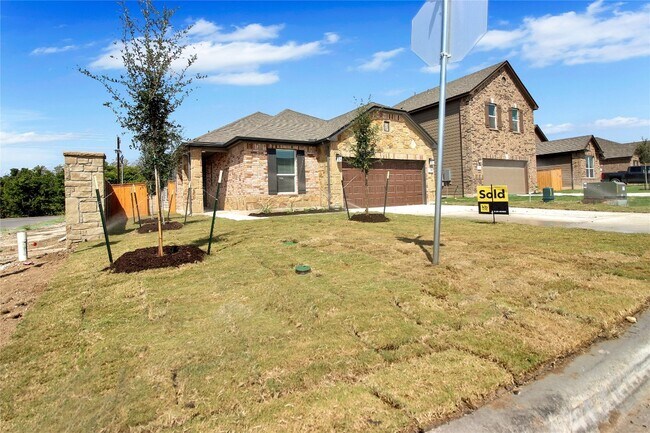 Building Photo - 101 Unforgiven Ln