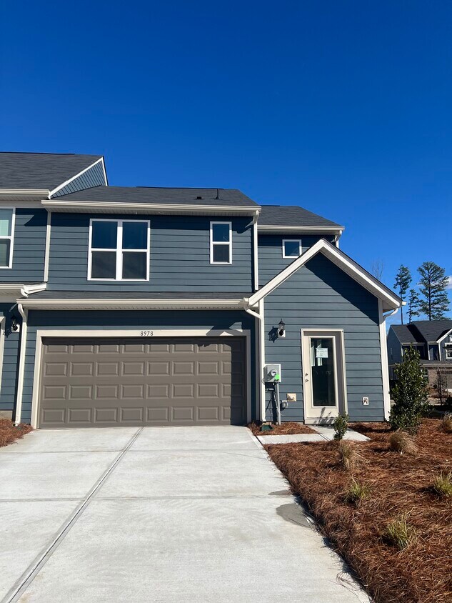 Foto principal - 9031 Odell Corners Blvd NW