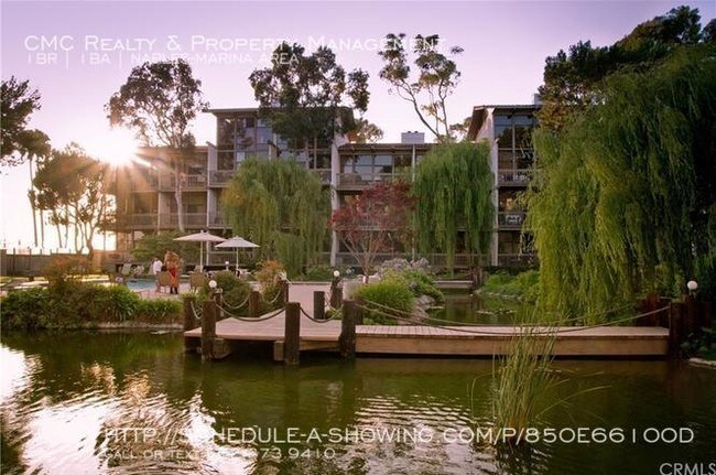 Building Photo - 6106 Marina Pacifica Dr N