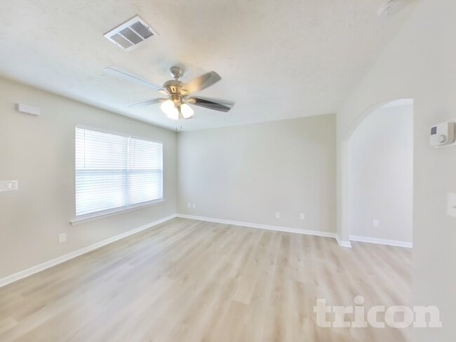 Building Photo - 1109 Shallowbrook Trail S