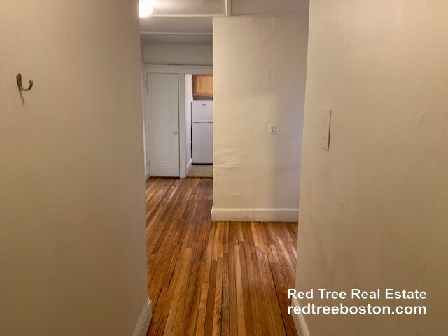 Building Photo - 1185 Boylston St