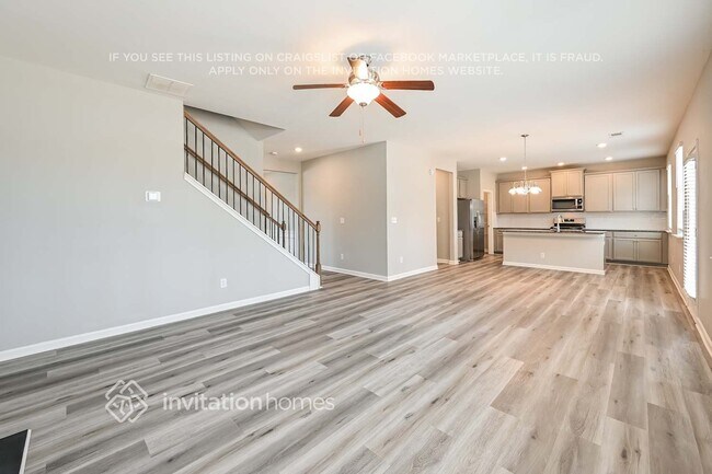 Foto del edificio - 4294 Woodsley Pl