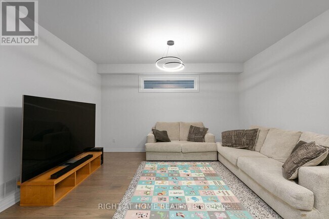 Photo du bâtiment - 917 Littlerock St