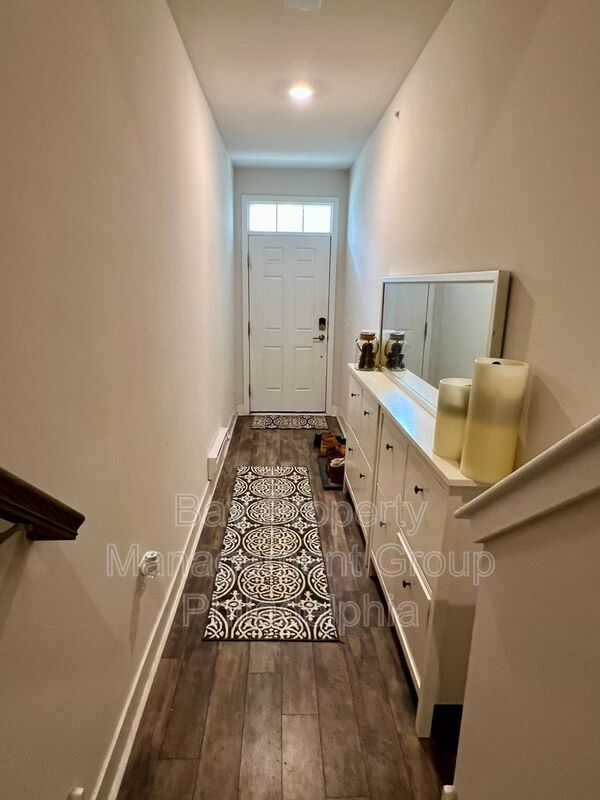 Building Photo - 138B Fleet Ct