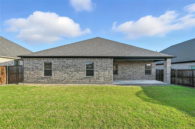 Building Photo - 235 Community Dr