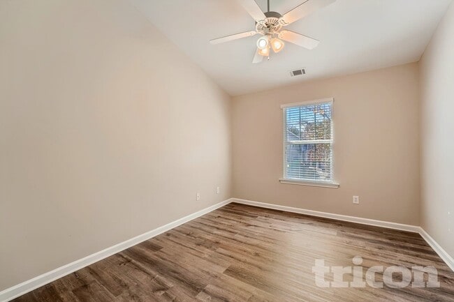 Foto del edificio - 2748 Pierce Brennen Ct NE