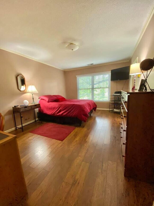 Foto del edificio - 221 Danville Ct SW