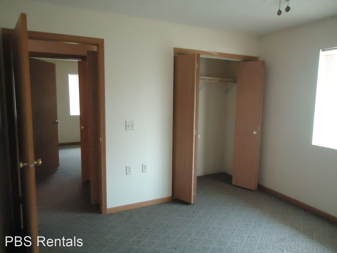Foto del edificio - 1130 E 20th St