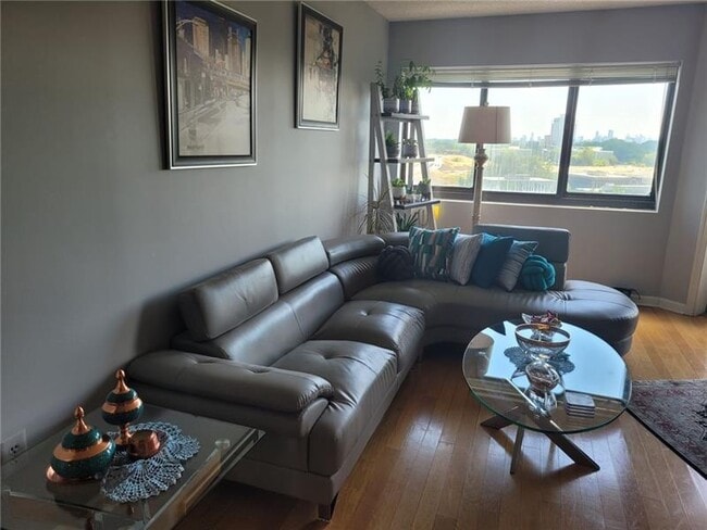 Building Photo - 795 Hammond Dr