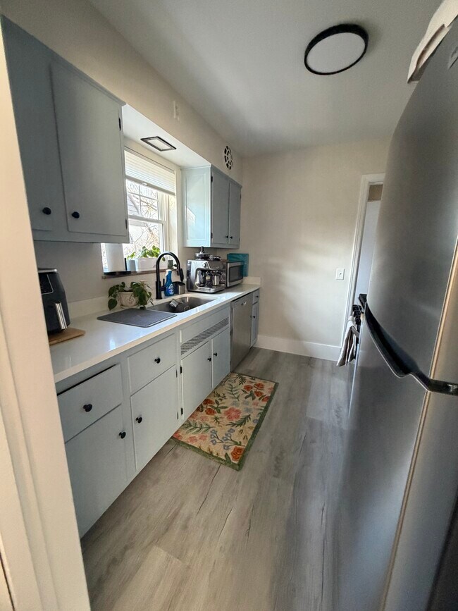 Foto del edificio - 3146 Portsmouth Ave