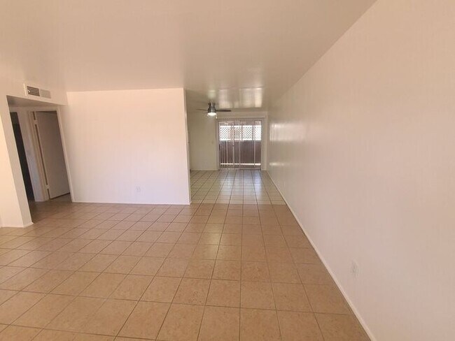 Foto del edificio - 3736 E Fairmount St