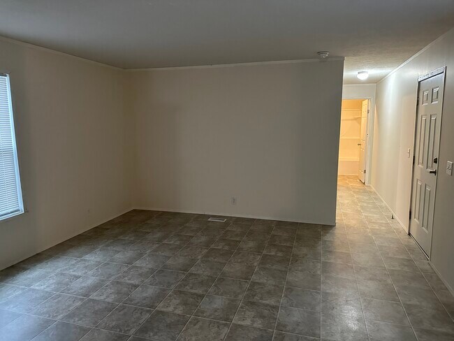 Foto del edificio - 2251 Wellington Green Dr