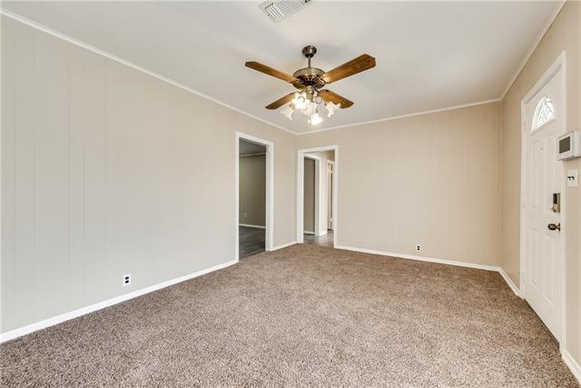 Building Photo - 1605 Maple Dr