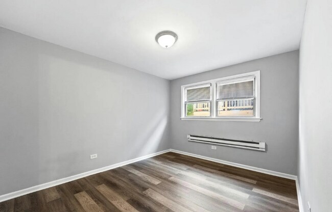 Foto del edificio - 7617 S Colfax Ave