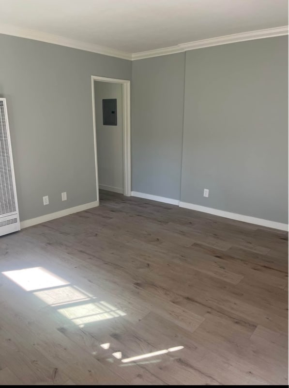 Building Photo - 20033 Saticoy St