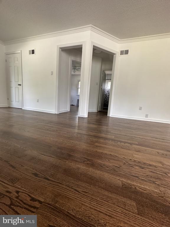 Building Photo - 2107 Belle View Blvd