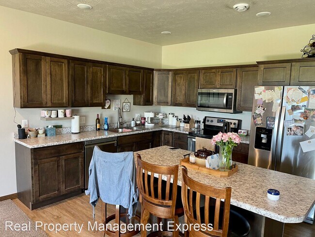 Building Photo - 3 br, 2.5 bath House - 5424 S Seville Pl
