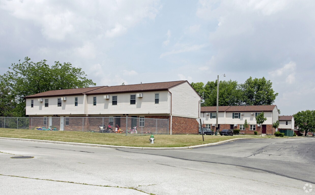 Primary Photo - Fostoria Townhomes/Eco Village