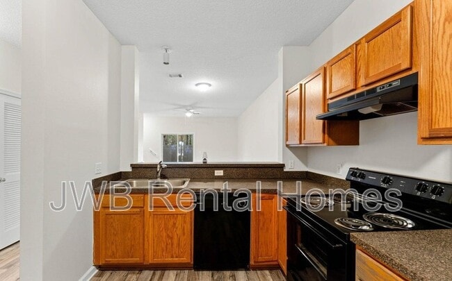 Foto del edificio - 4778 Playpen Dr