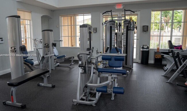 Foto del edificio - 12281 SW 121st Terrace