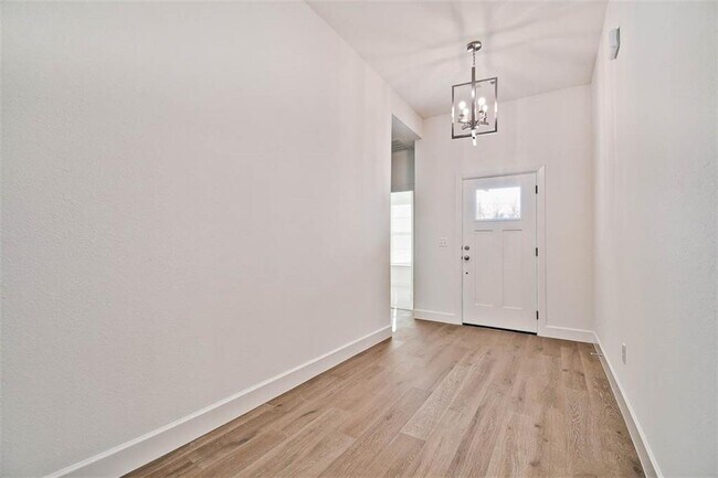 Building Photo - 1 Southam Ln
