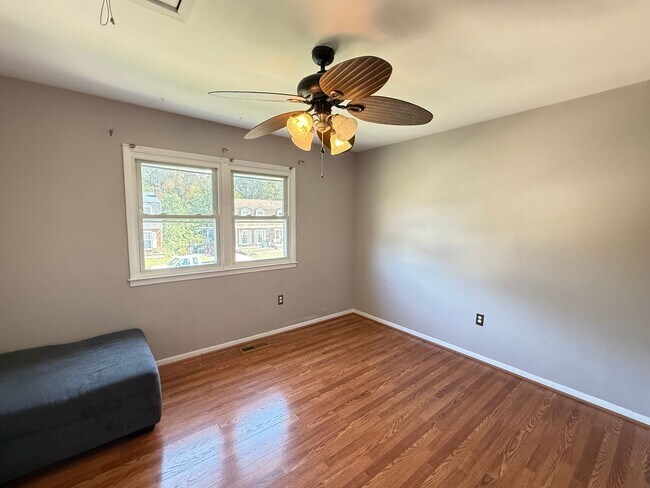 Building Photo - 5555 Neddleton Ave
