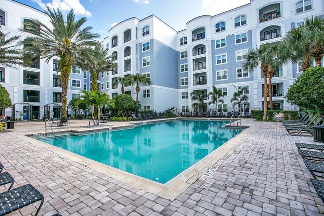 Photo - 202 E South St Townhome