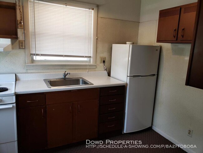 Foto del edificio - 805 E Chestnut St