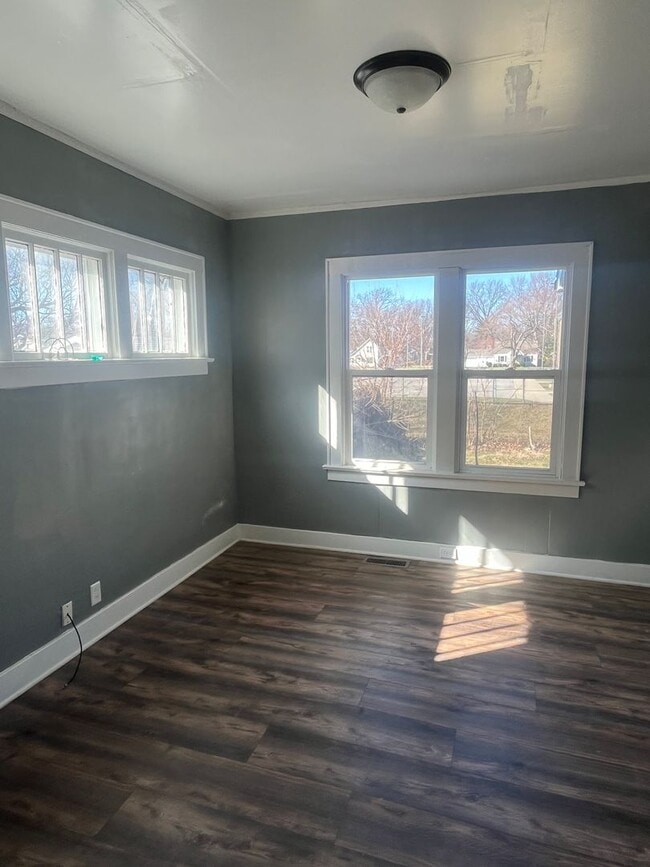 Foto del edificio - Gorgeous 3 bed/1 bath home available for lease now!