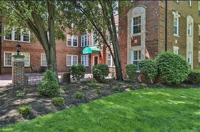 Foto del edificio - 7542 Wydown Blvd