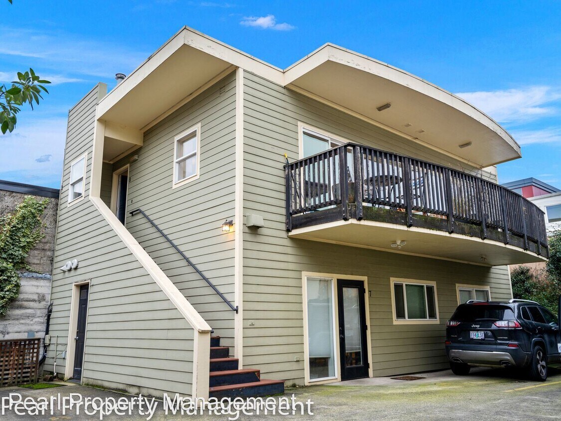 Foto principal - 2049 NW Overton St