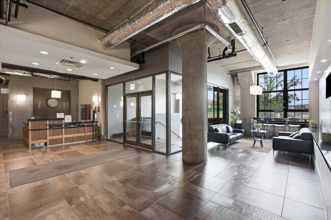 Foto del edificio - 3963 W Belmont Ave
