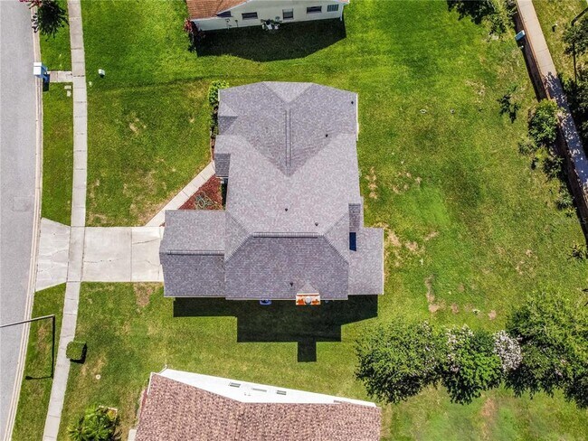Foto del edificio - 458 Lytton Cir