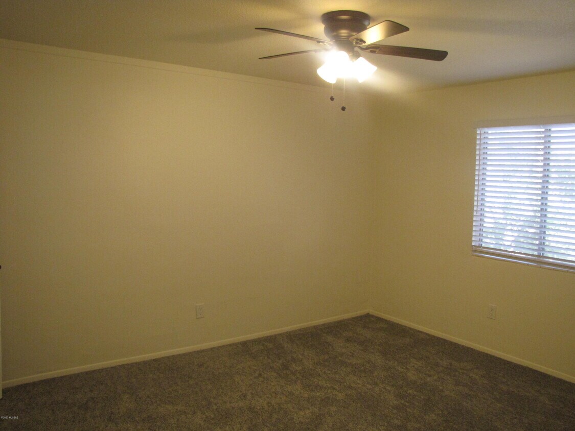 Foto principal - 810 S Kolb Rd