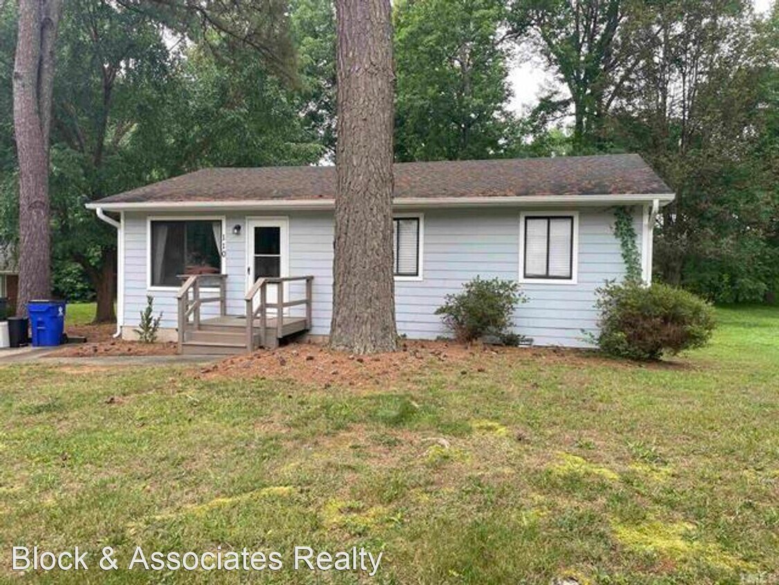 Primary Photo - 3 br, 1 bath House - 110 Honeysuckle Dr