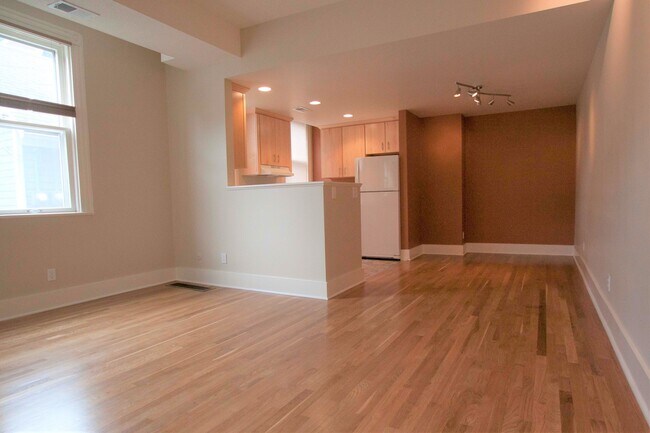 Foto del edificio - 2910 Jay Avenue, Unit 2911