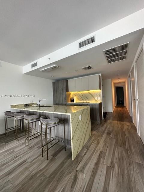 Foto principal - 801 S Miami Ave