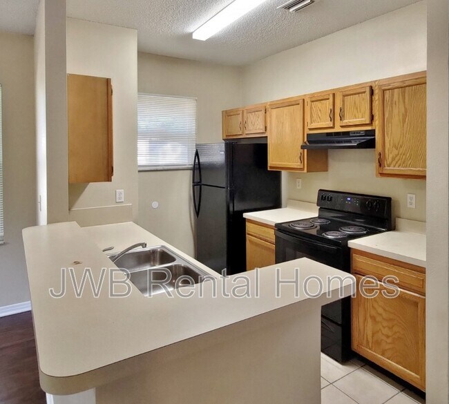 Foto del edificio - 1609 W 24th St