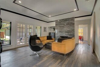 Building Photo - 1609 Nevada Dr