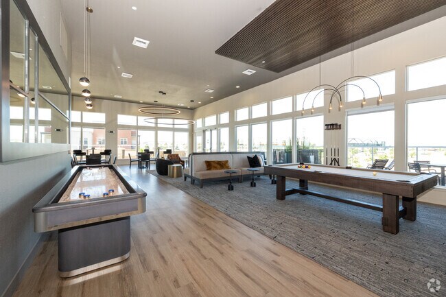 casa club - Elevation at Country Line Station