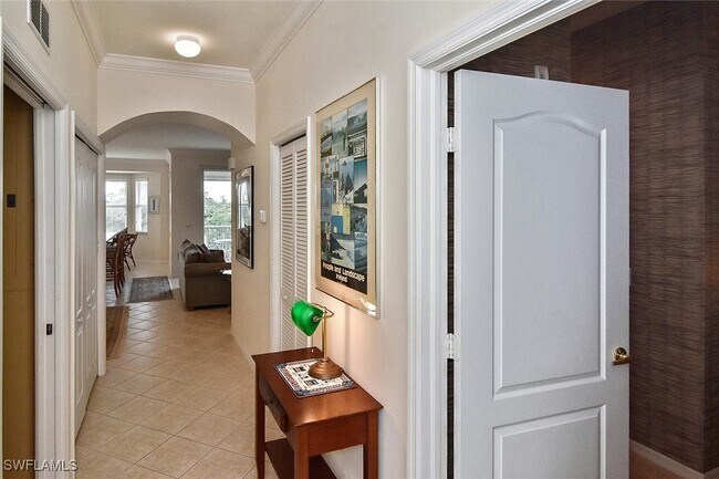 Building Photo - 3830 Sawgrass Way