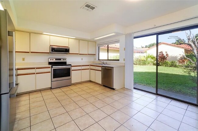 Building Photo - 8210 Borgia Ct