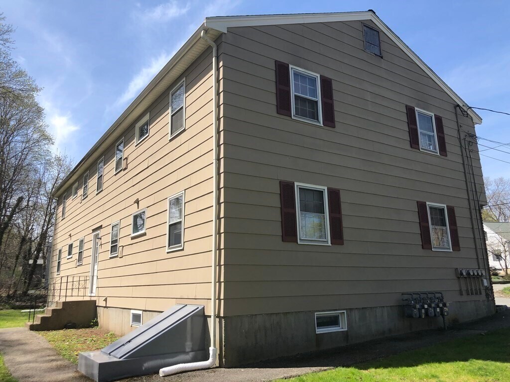30 South St Unit A, North Attleborough, MA 02760 Room for Rent in