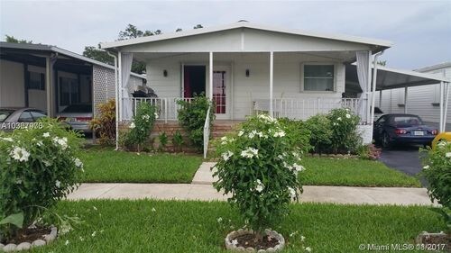 Foto principal - 5092 SW 24th Ave