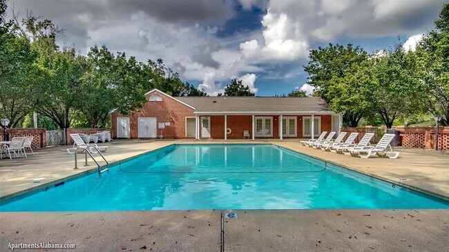 Foto del edificio - Two Bed | Two Bath @ Lakewood Commons